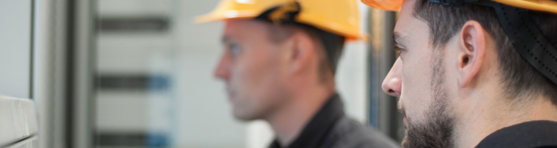 Two safety workers for pricing calculator