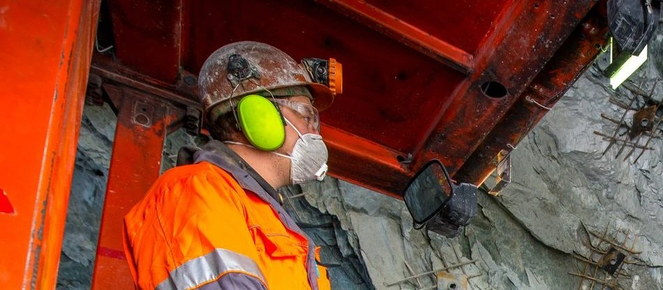 Risks to a Worker in the Mining Industry