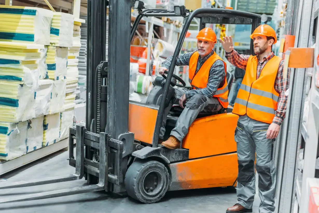 SIT DOWN FORKLIFT – OPERATOR SAFETY (CAN)