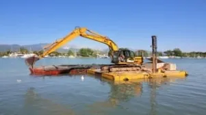 Amphibious Excavator (CAN)