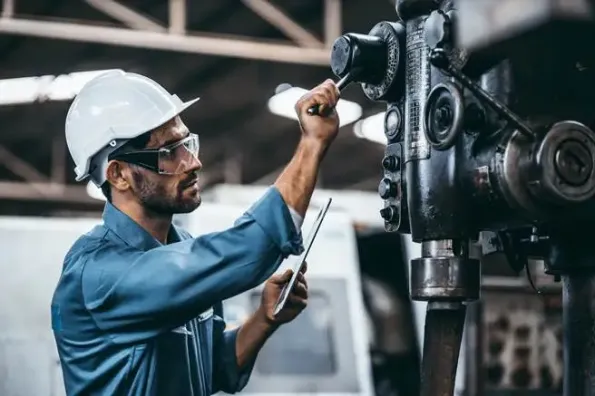 Connected Worker Technology for Safer, Smarter Workplaces