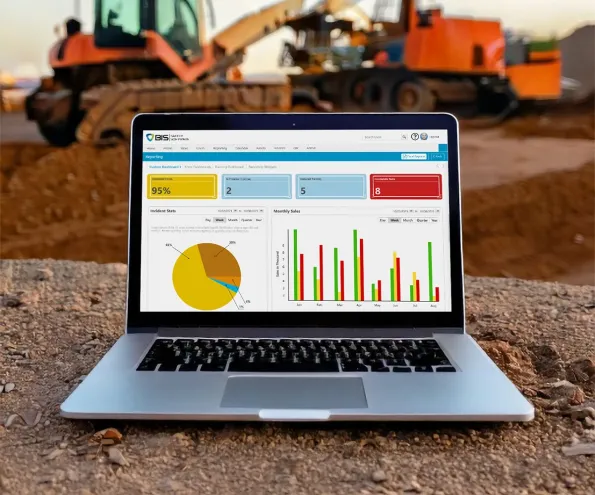 reporting dashboard on working site laptop