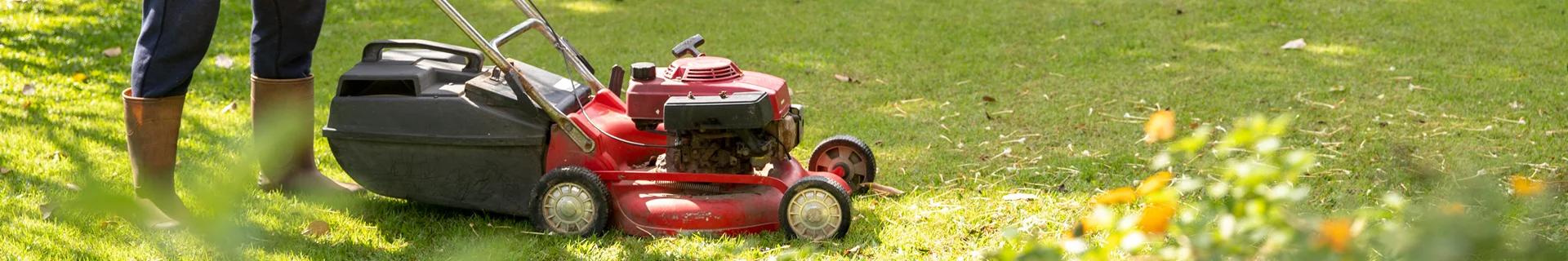 Lawnmower Safety (OSHA)